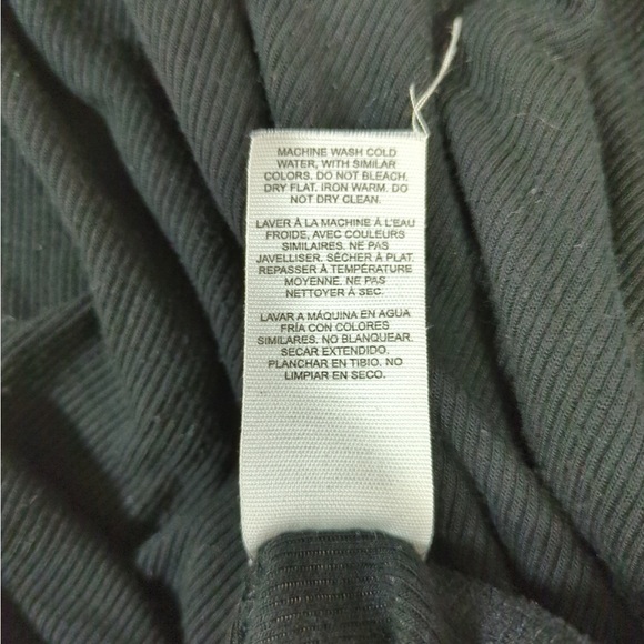 FREE 🎁 Garage Ribbed Long Sleeve Top - Picture 6 of 6